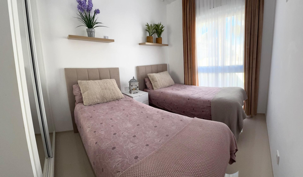 Reventa - Apartamento / Piso - Rojales - Cuidad Quesada
