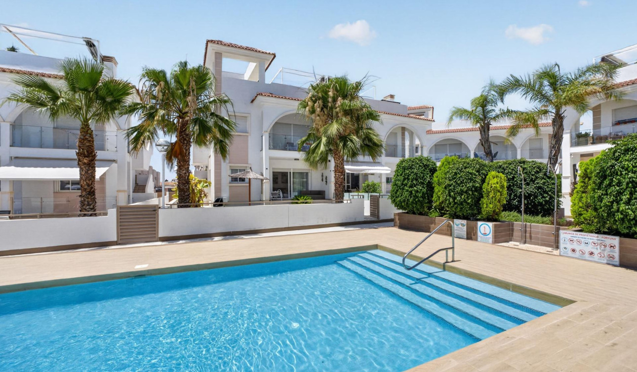 Reventa - Apartamento / Piso - Rojales - Cuidad Quesada
