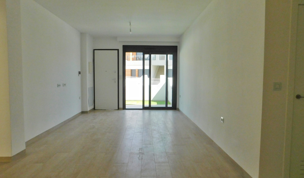 Reventa - Apartamento / Piso - San Miguel de Salinas - San Miguel Salinas
