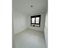 Reventa - Apartamento / Piso - San Miguel de Salinas - Urbanizaciones