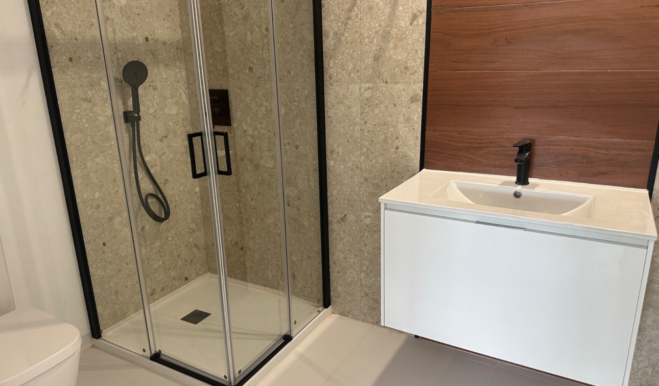 Reventa - Apartamento / Piso - San Miguel de Salinas