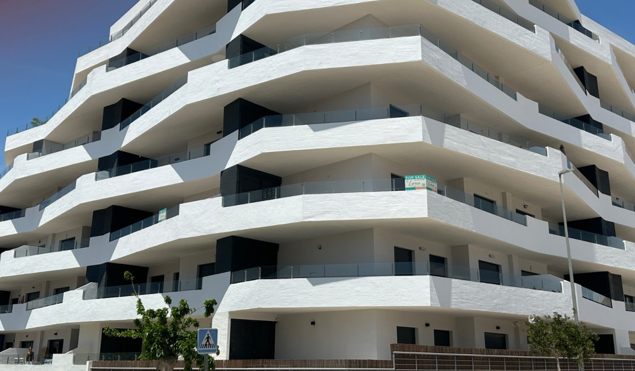 Reventa - Apartamento / Piso - San Miguel de Salinas