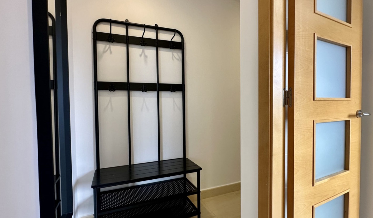 Reventa - Apartamento / Piso - San Miguel de Salinas