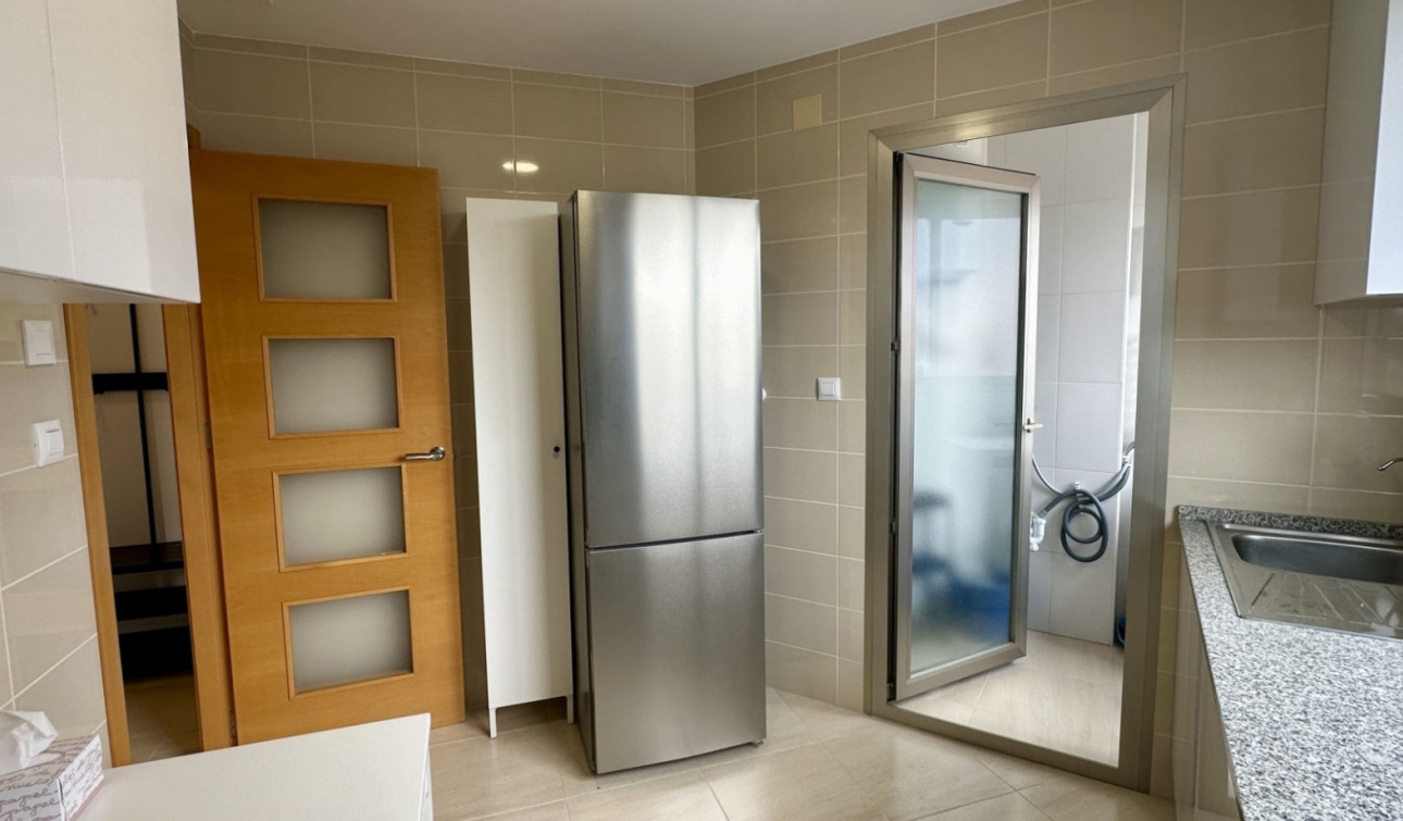 Reventa - Apartamento / Piso - San Miguel de Salinas