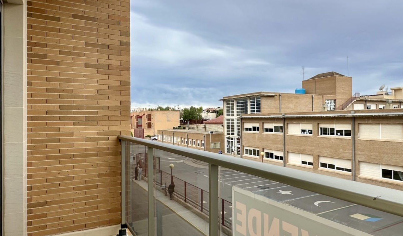 Reventa - Apartamento / Piso - San Miguel de Salinas