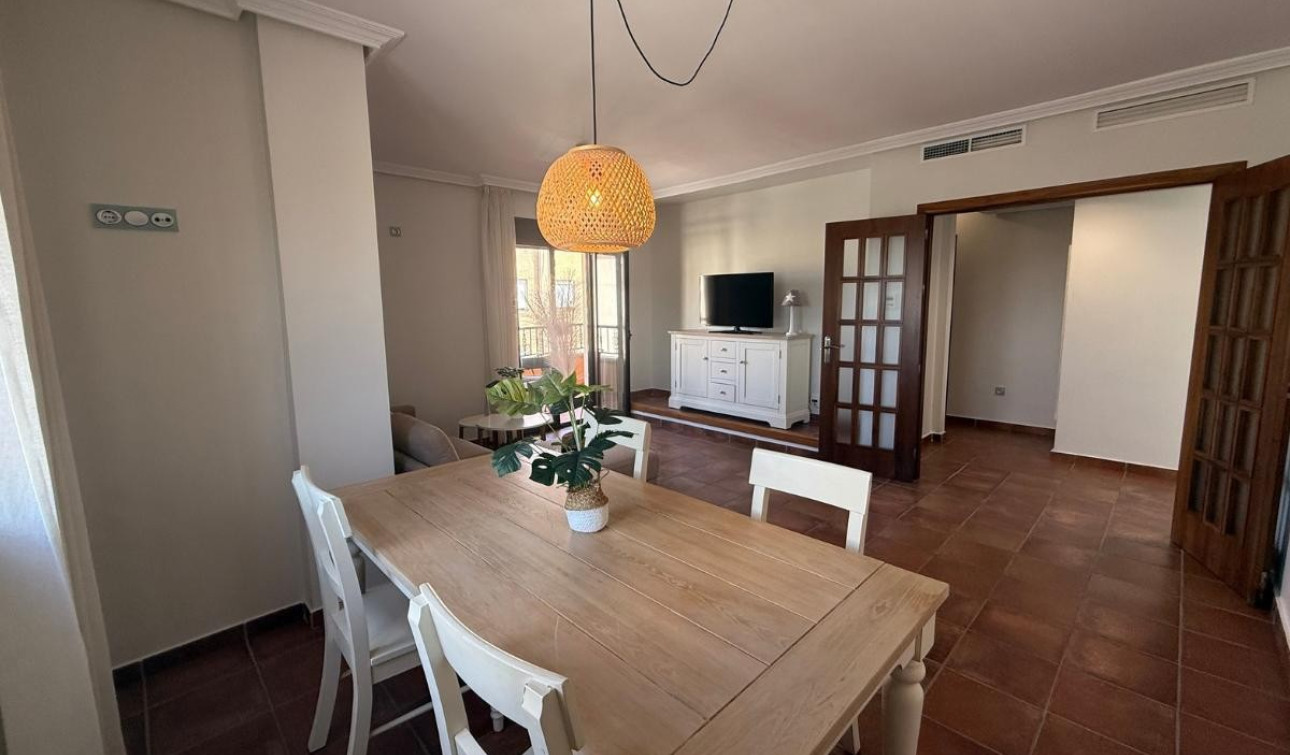 Reventa - Apartamento / Piso - San Miguel de Salinas