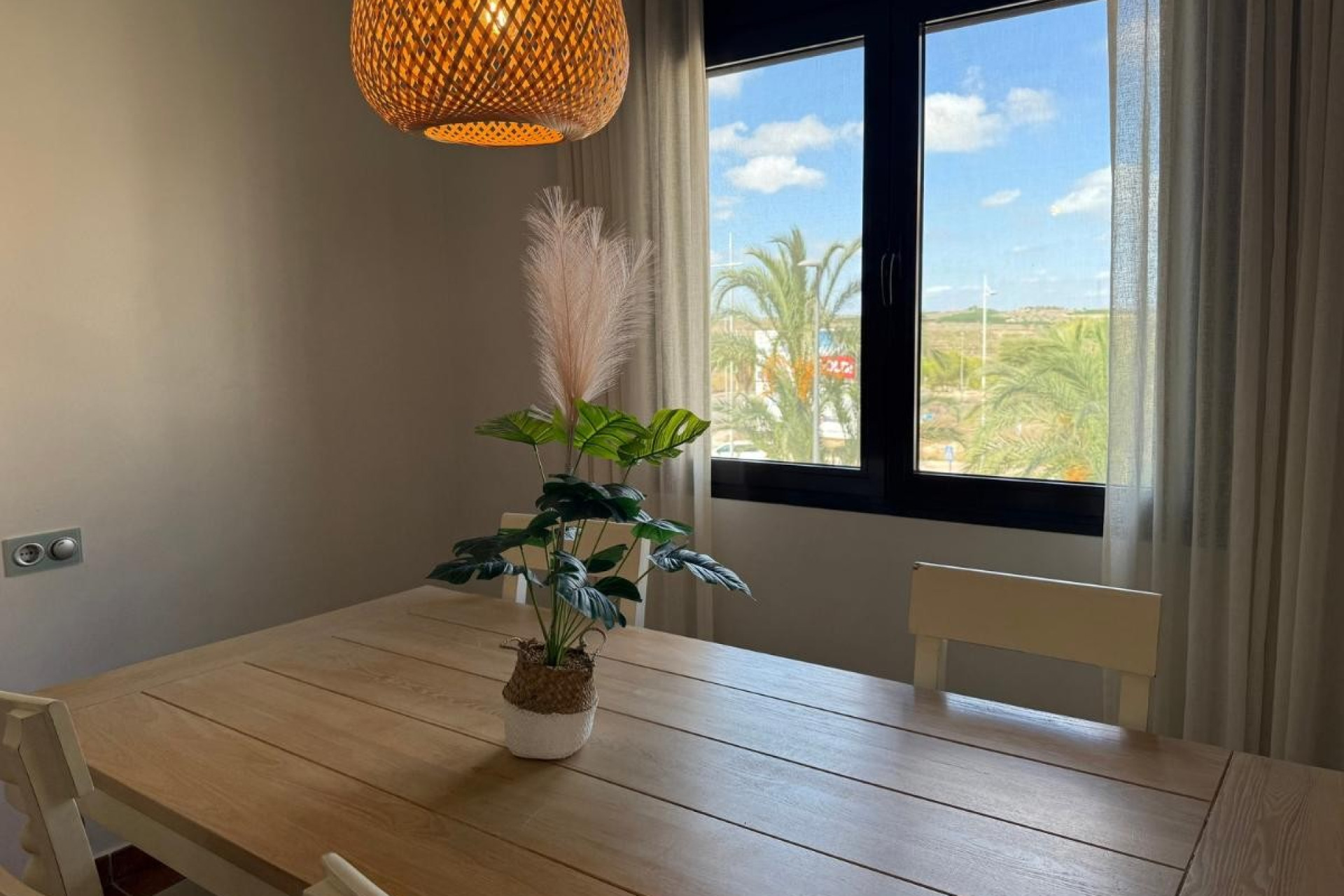 Reventa - Apartamento / Piso - San Miguel de Salinas