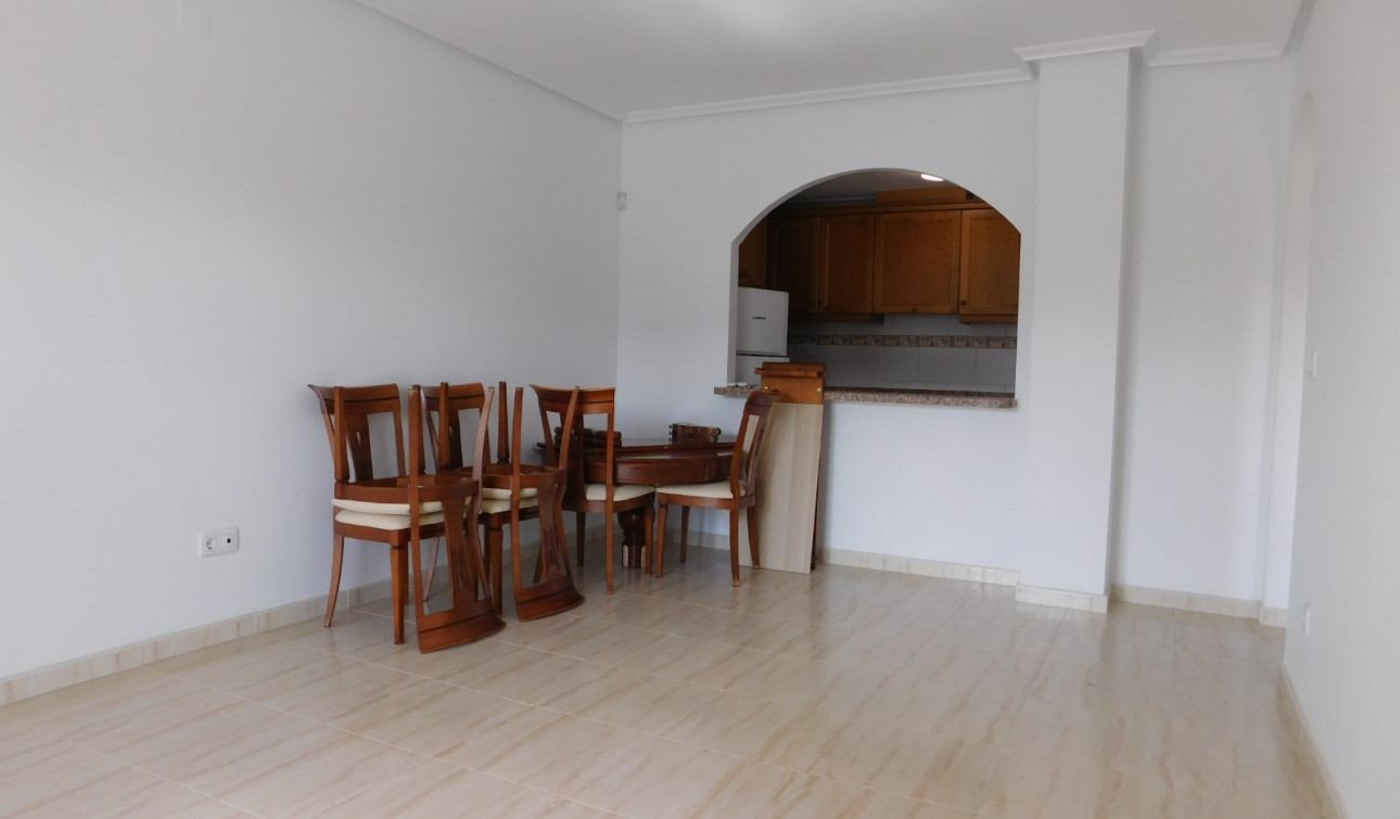 Reventa - Apartamento / Piso - San Miguel de Salinas