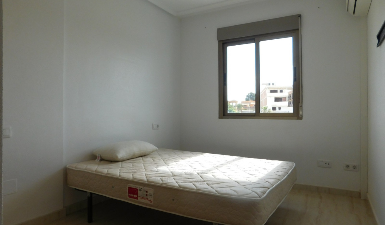 Reventa - Apartamento / Piso - San Miguel de Salinas