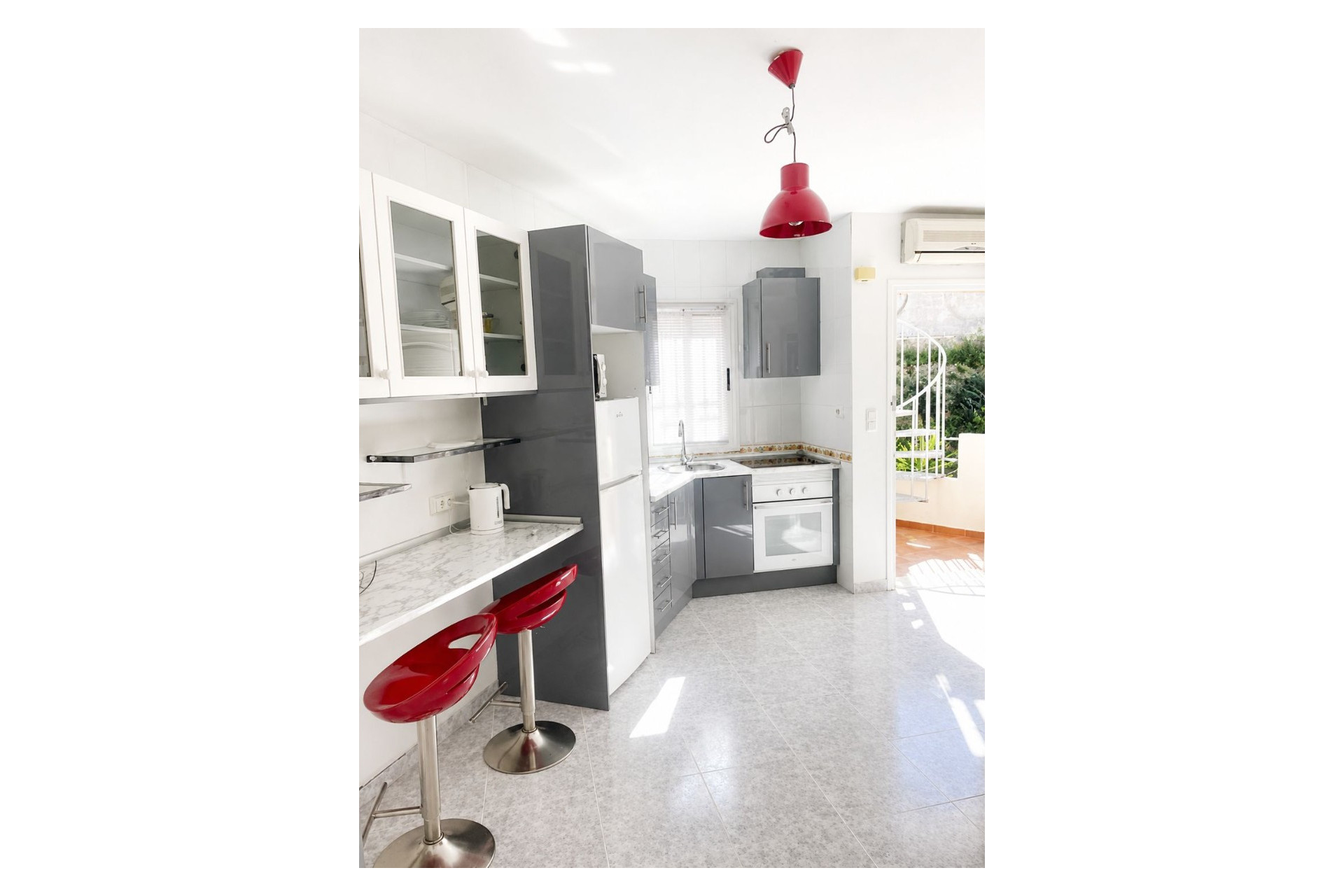 Reventa - Apartamento / Piso - San Miguel de Salinas