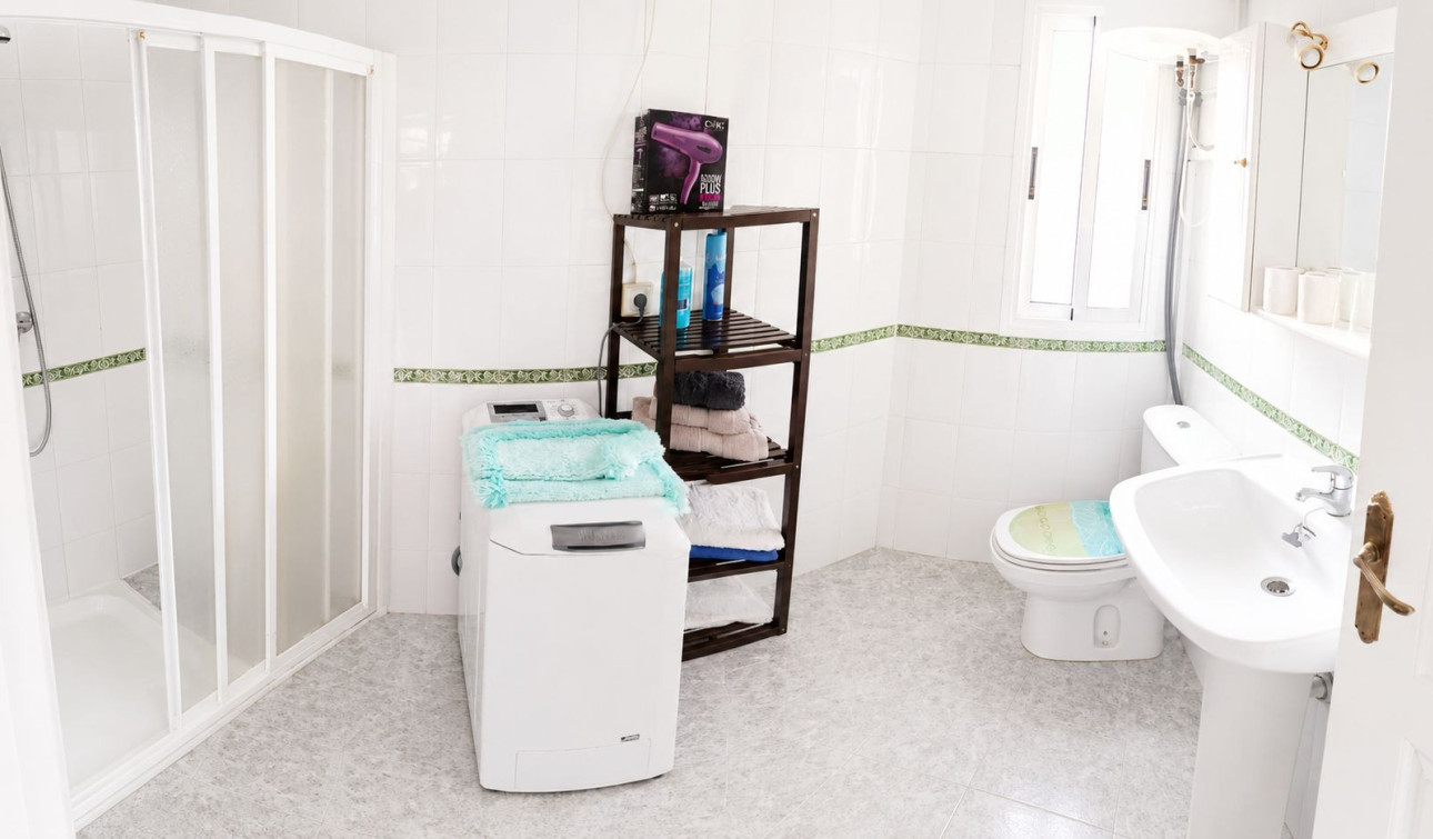 Reventa - Apartamento / Piso - San Miguel de Salinas