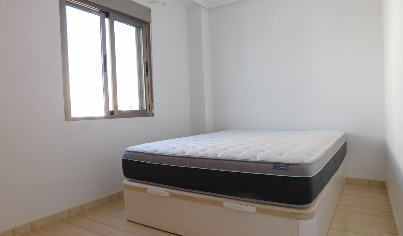 Reventa - Apartamento / Piso - San Miguel de Salinas