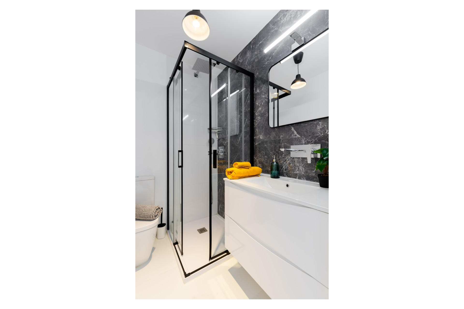 Reventa - Apartamento / Piso - San Miguel de Salinas
