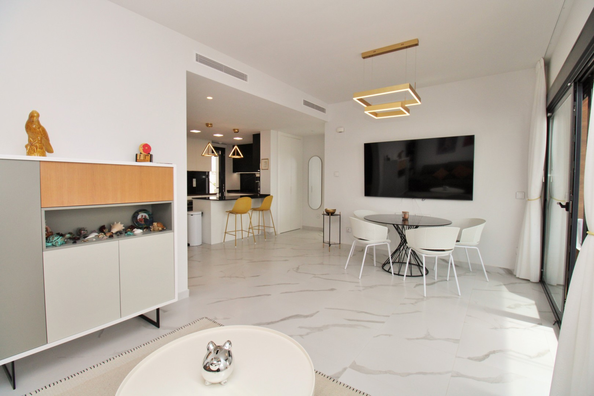Reventa - Apartamento / Piso - San Miguel de Salinas