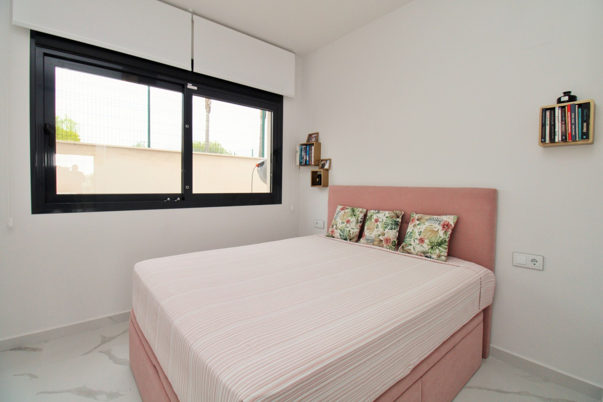 Reventa - Apartamento / Piso - San Miguel de Salinas