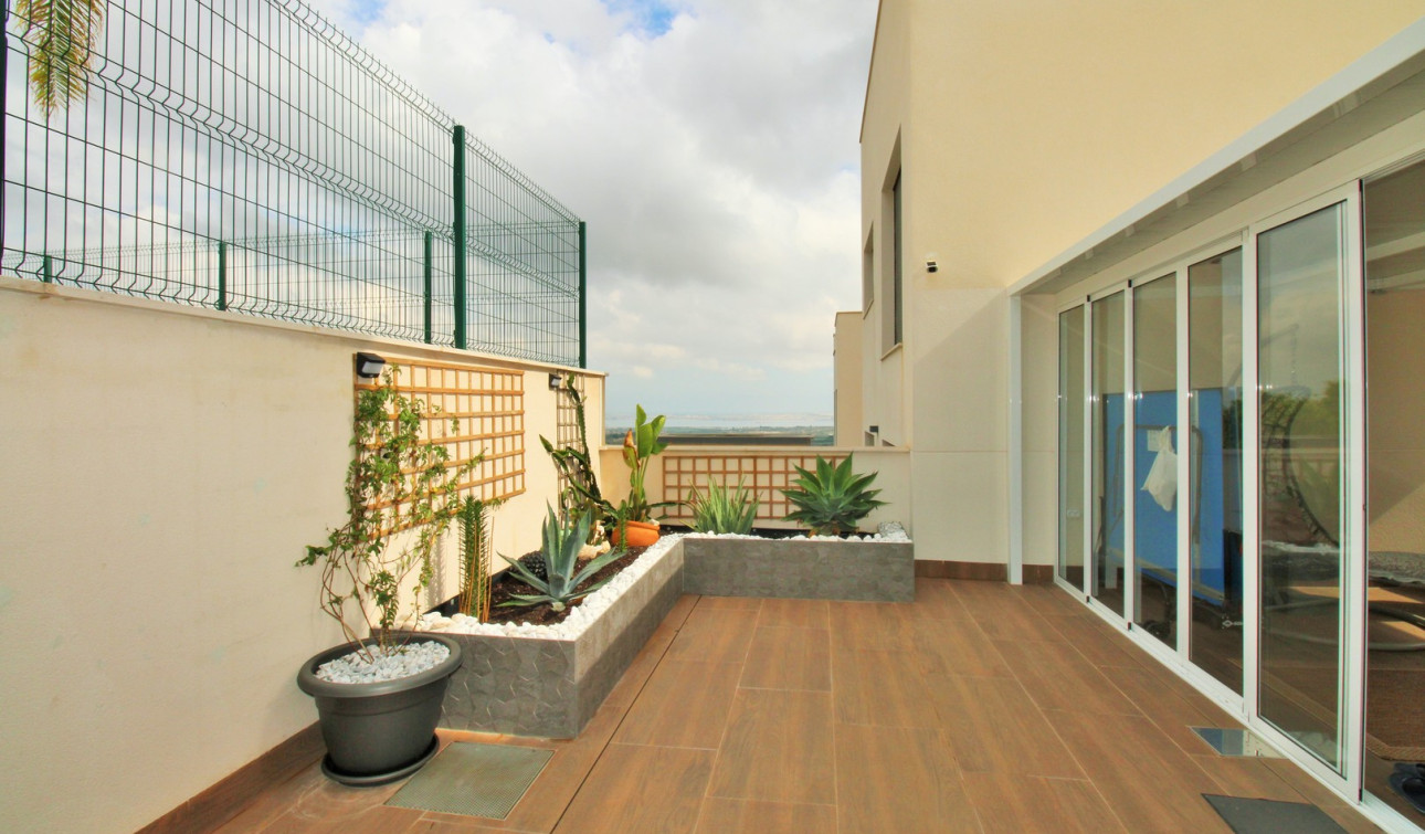 Reventa - Apartamento / Piso - San Miguel de Salinas