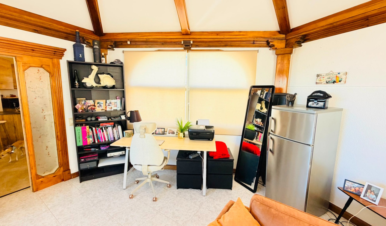 Reventa - Apartamento / Piso - San Miguel de Salinas
