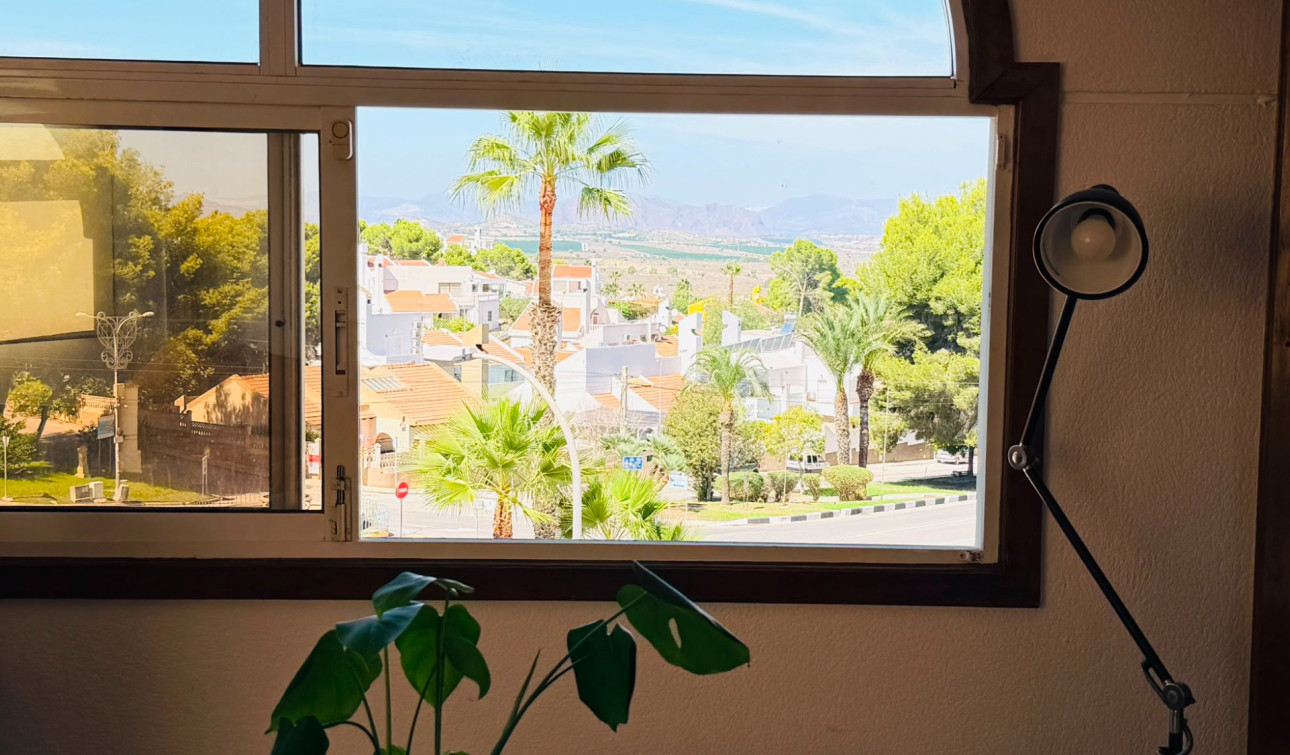 Reventa - Apartamento / Piso - San Miguel de Salinas