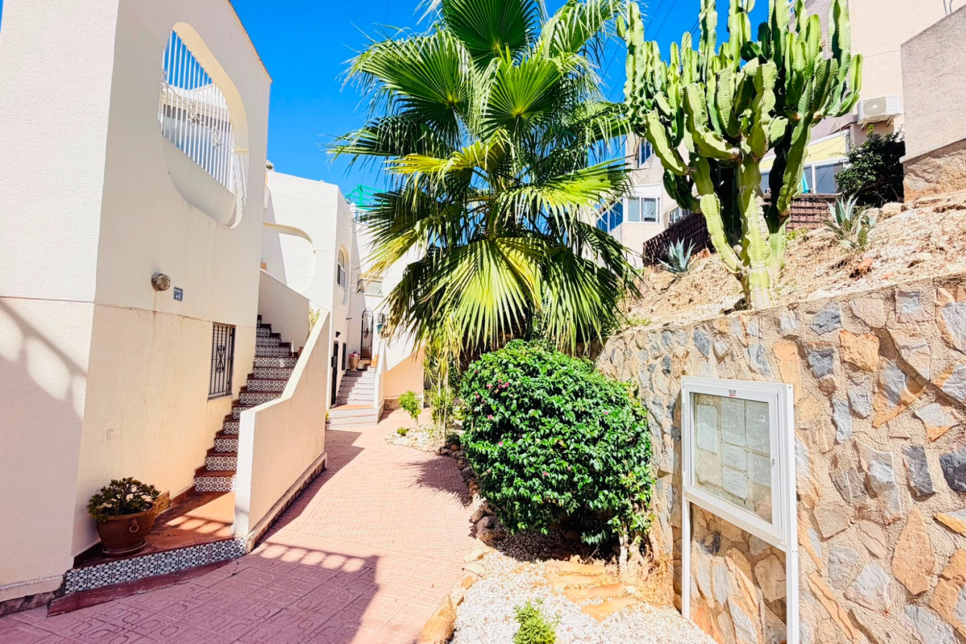 Reventa - Apartamento / Piso - San Miguel de Salinas