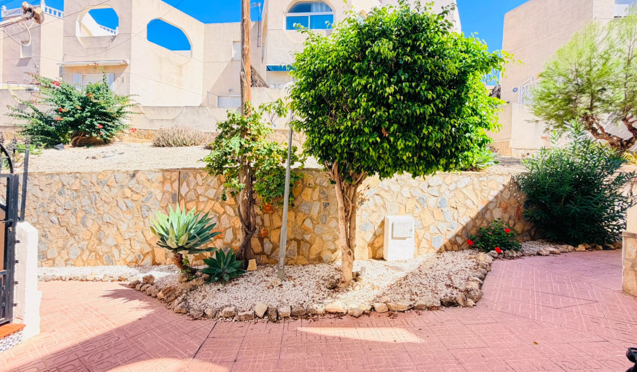 Reventa - Apartamento / Piso - San Miguel de Salinas