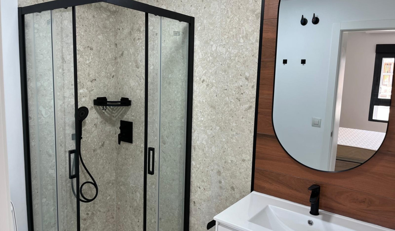 Reventa - Apartamento / Piso - San Miguel de Salinas