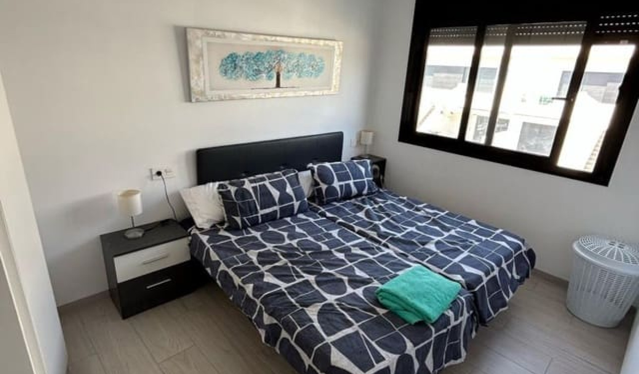 Reventa - Apartamento / Piso - San Pedro del Pinatar - San Pedro De Pinatar