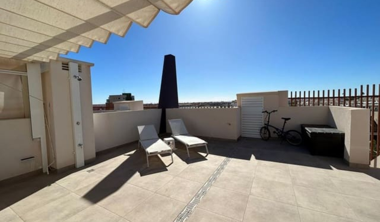 Reventa - Apartamento / Piso - Torre de la Horadada