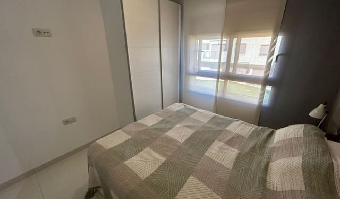 Reventa - Apartamento / Piso - Torre de la Horadada
