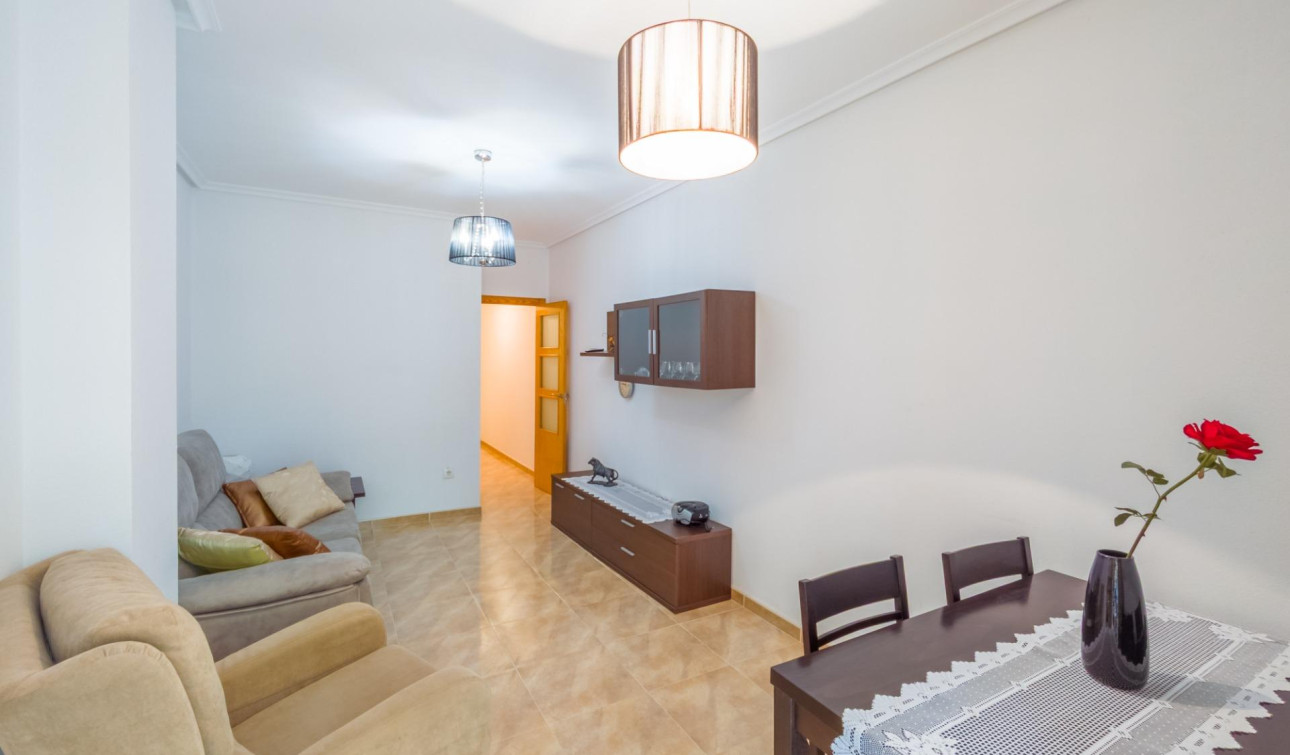 Reventa - Apartamento / Piso - Torrevieja - Acequion