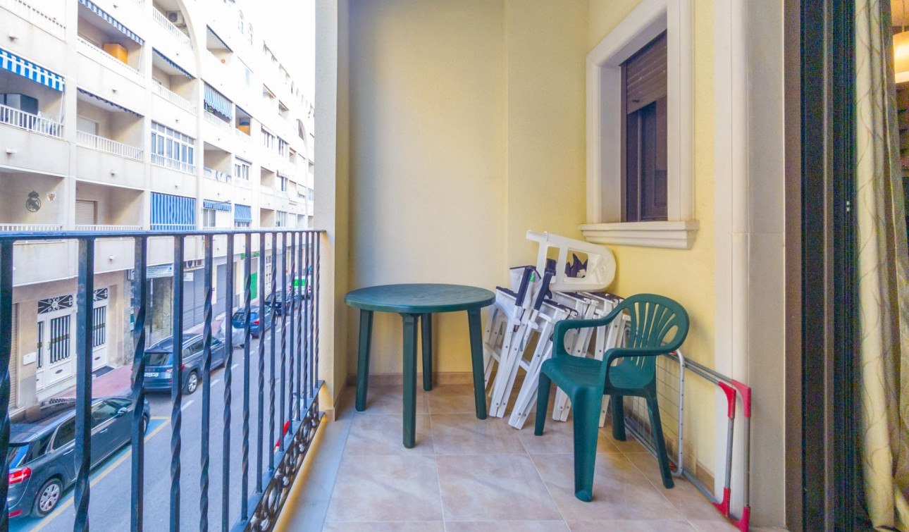 Reventa - Apartamento / Piso - Torrevieja - Acequion