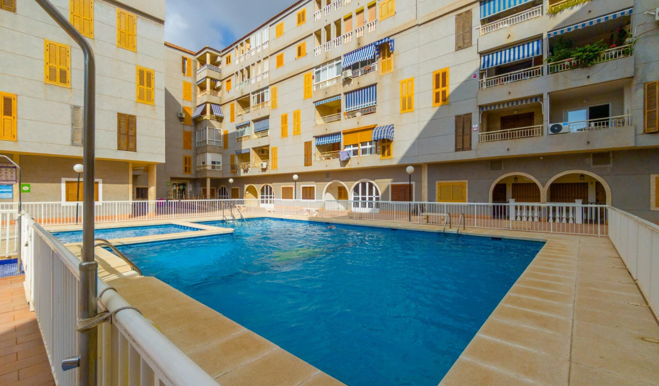 Reventa - Apartamento / Piso - Torrevieja - Acequion