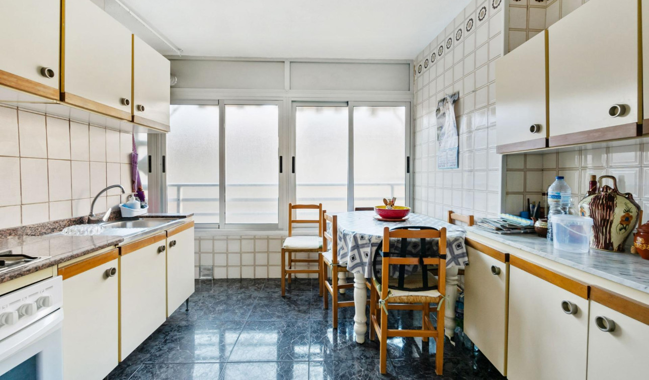 Reventa - Apartamento / Piso - Torrevieja - Acequion