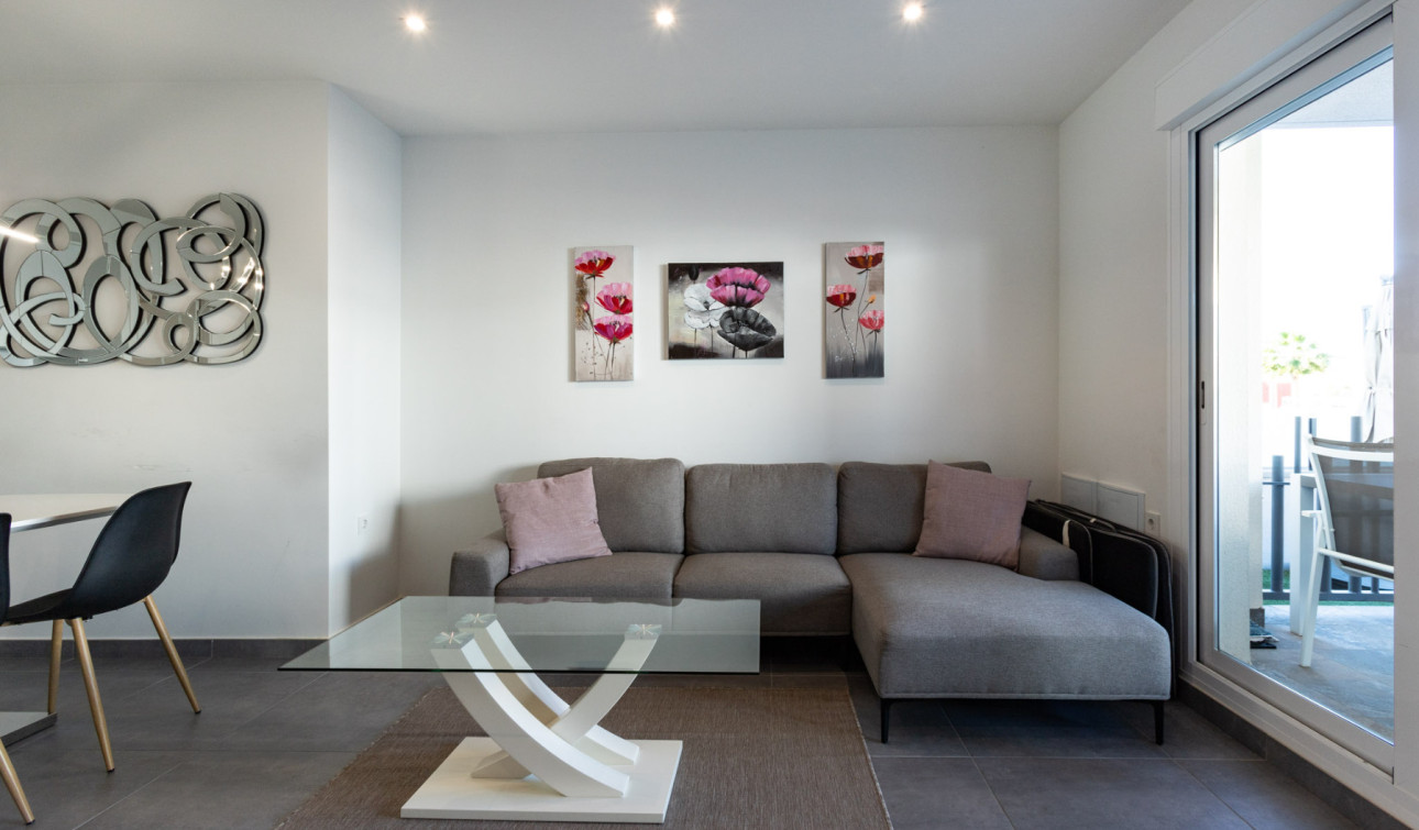 Reventa - Apartamento / Piso - Torrevieja - Aguas Nuevas