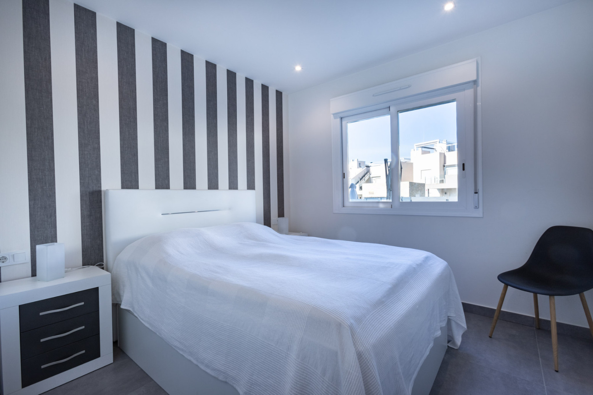 Reventa - Apartamento / Piso - Torrevieja - Aguas Nuevas