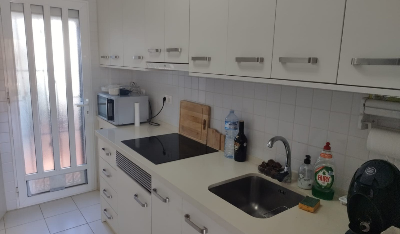 Reventa - Apartamento / Piso - Torrevieja - Aguas Nuevas