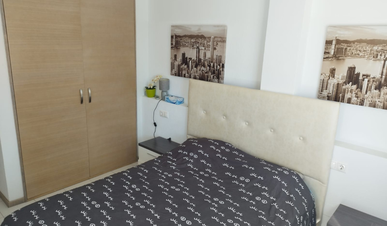 Reventa - Apartamento / Piso - Torrevieja - Aguas Nuevas