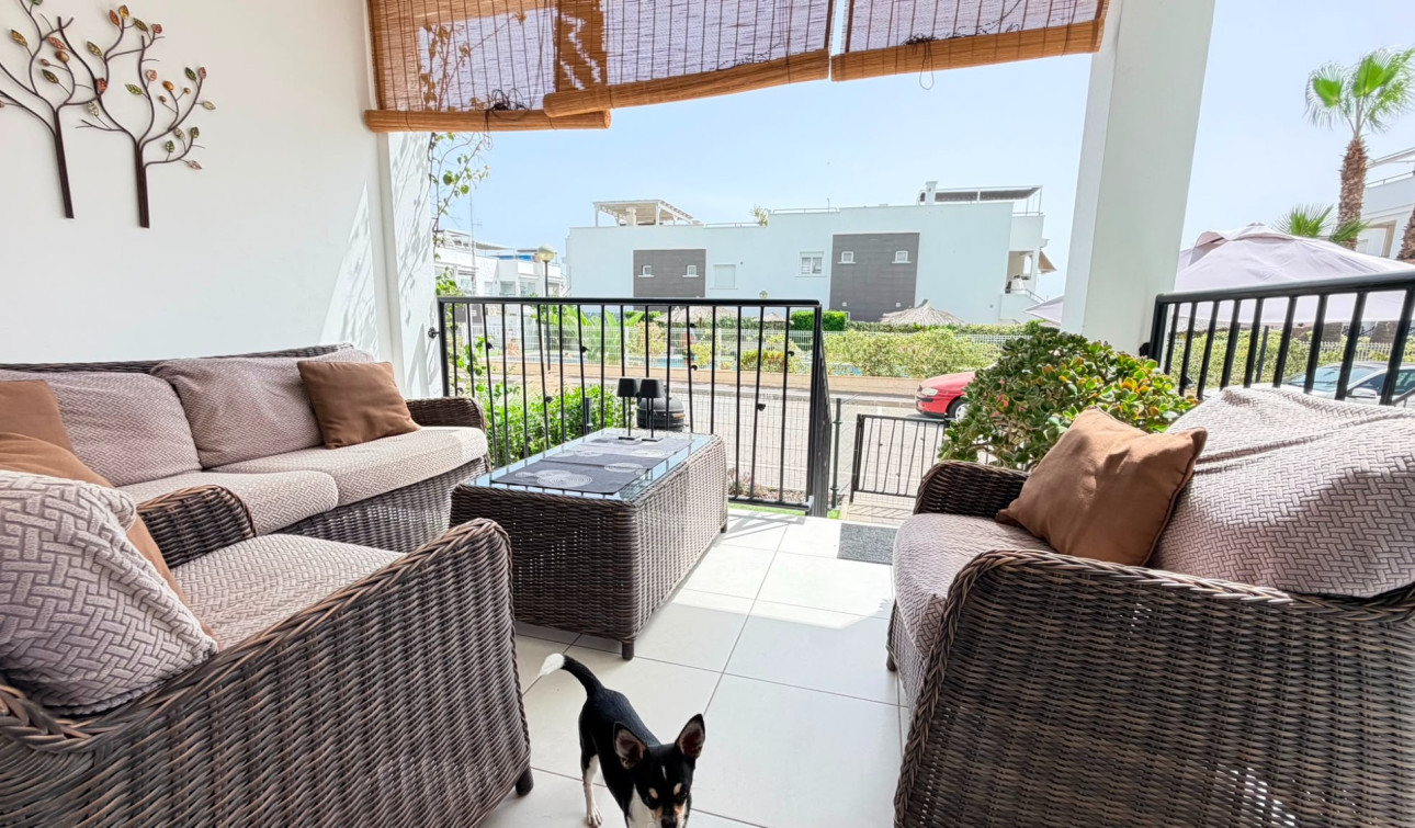 Reventa - Apartamento / Piso - Torrevieja - Aguas Nuevas
