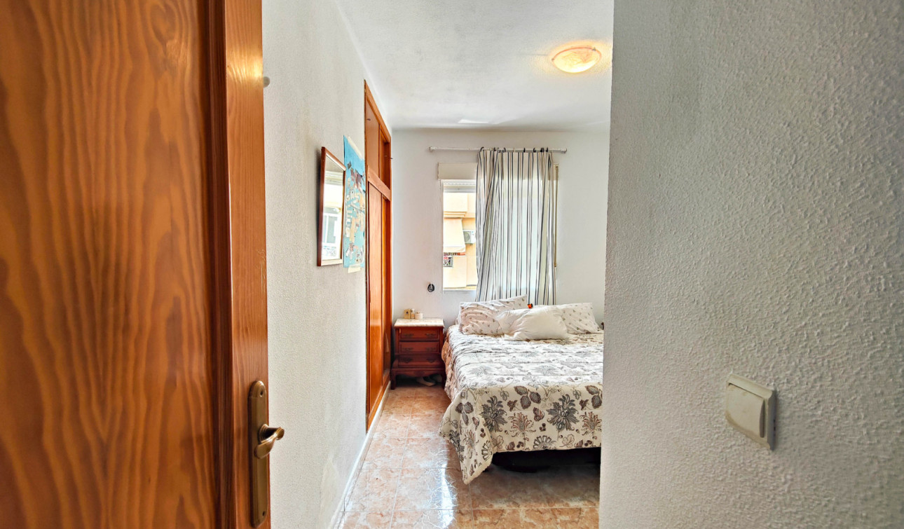 Reventa - Apartamento / Piso - Torrevieja - Antonio Machado