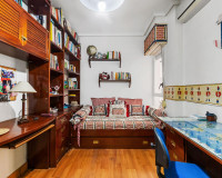 Reventa - Apartamento / Piso - Torrevieja - Centro - Muelle Pesquero