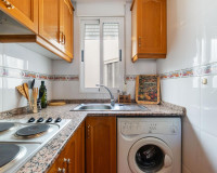 Reventa - Apartamento / Piso - Torrevieja - Centro