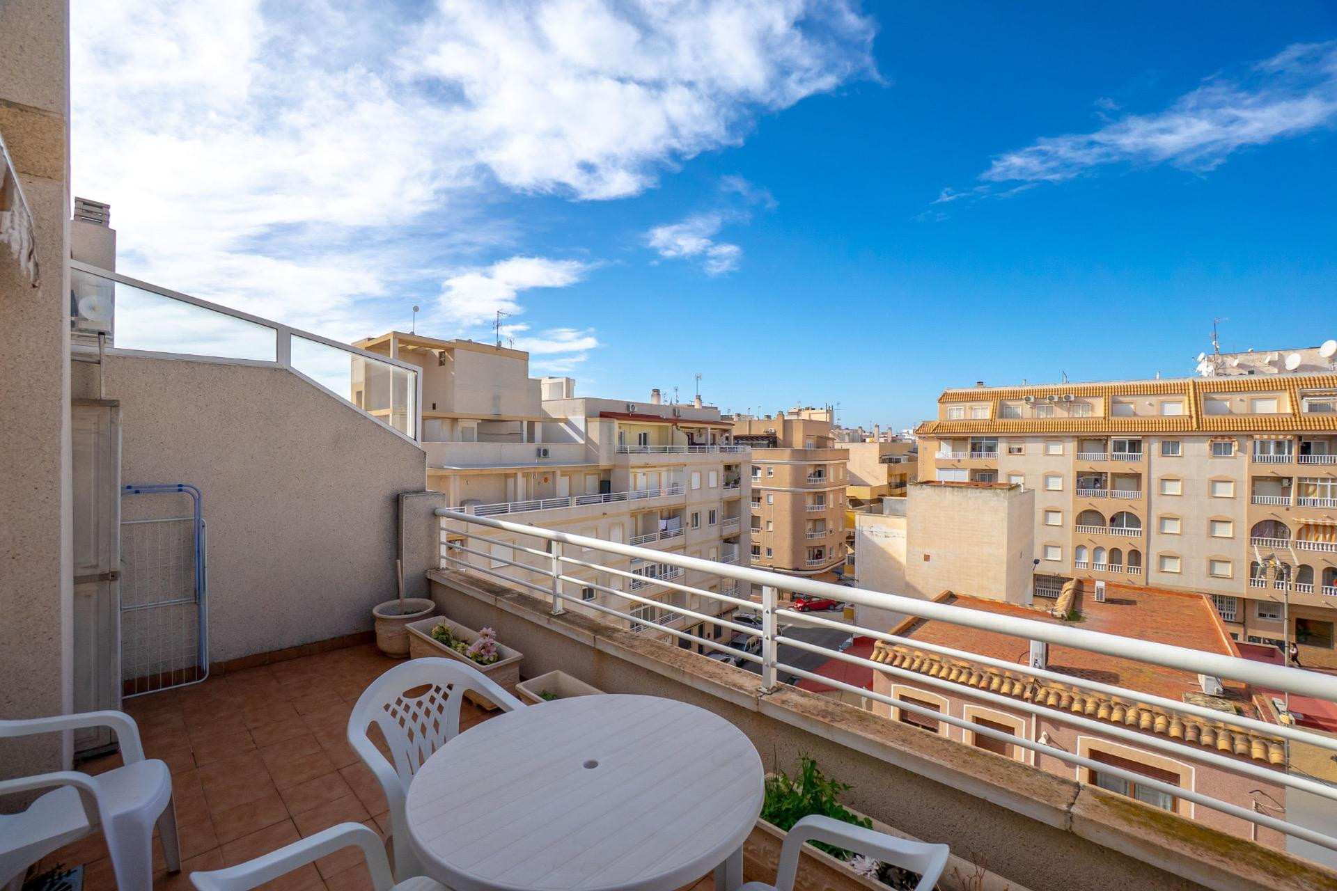 Reventa - Apartamento / Piso - Torrevieja - Centro