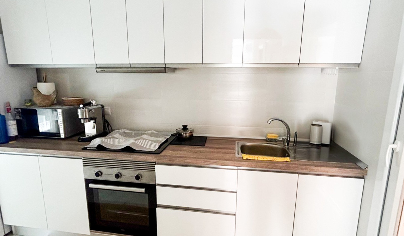 Reventa - Apartamento / Piso - Torrevieja - Centro