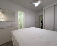 Reventa - Apartamento / Piso - Torrevieja - Centro