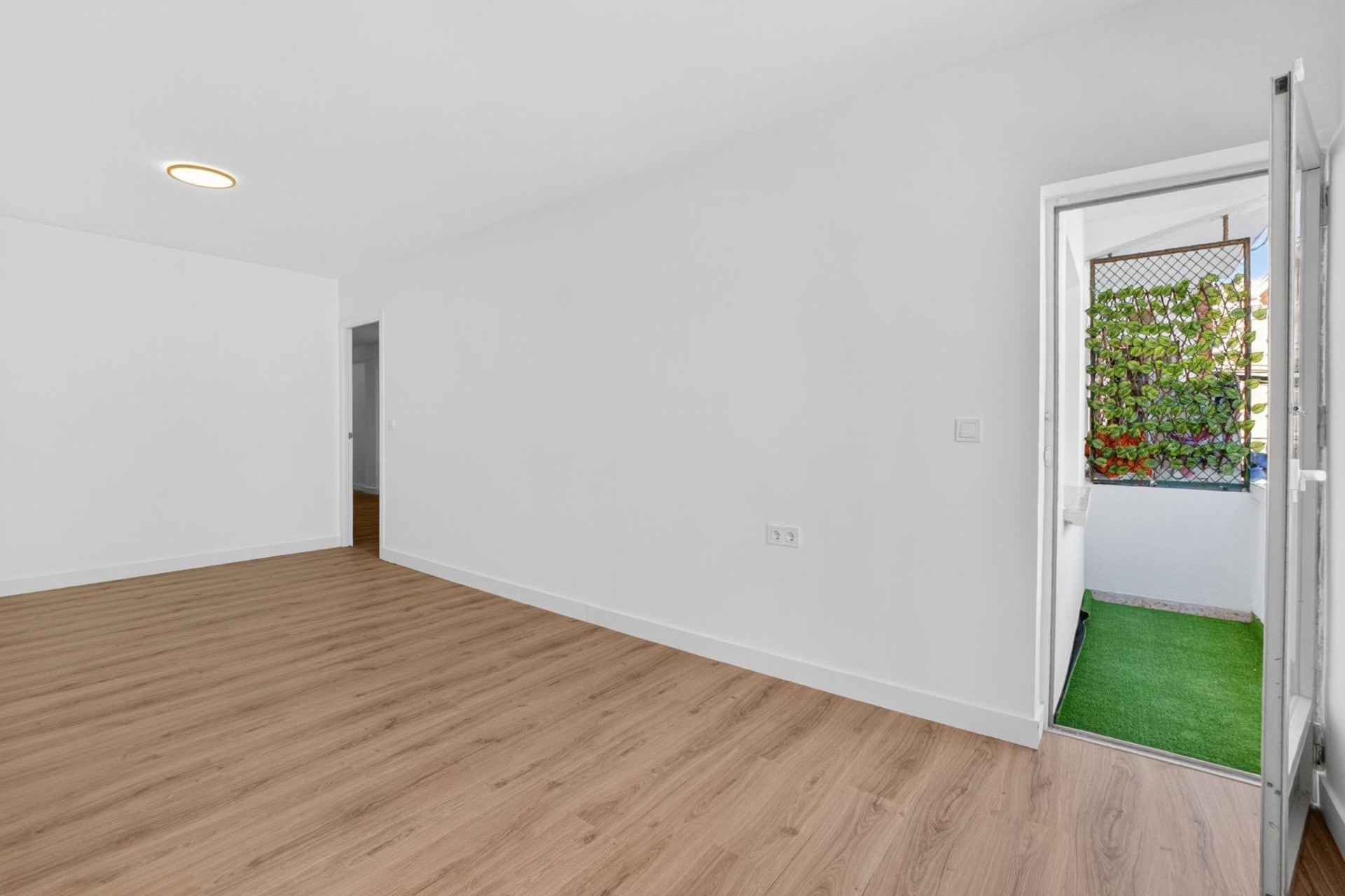 Reventa - Apartamento / Piso - Torrevieja - Centro