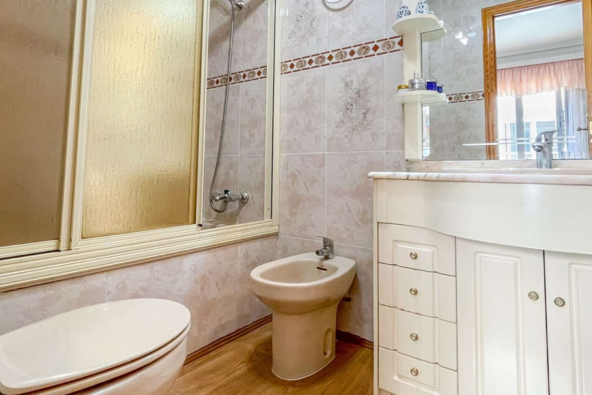 Reventa - Apartamento / Piso - Torrevieja - El Acequión - Los Náufragos