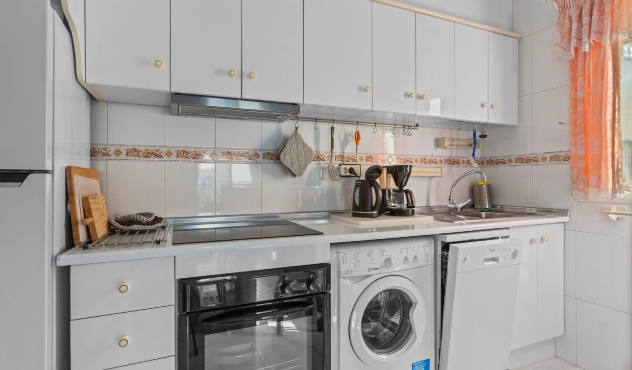 Reventa - Apartamento / Piso - Torrevieja - El chaparral