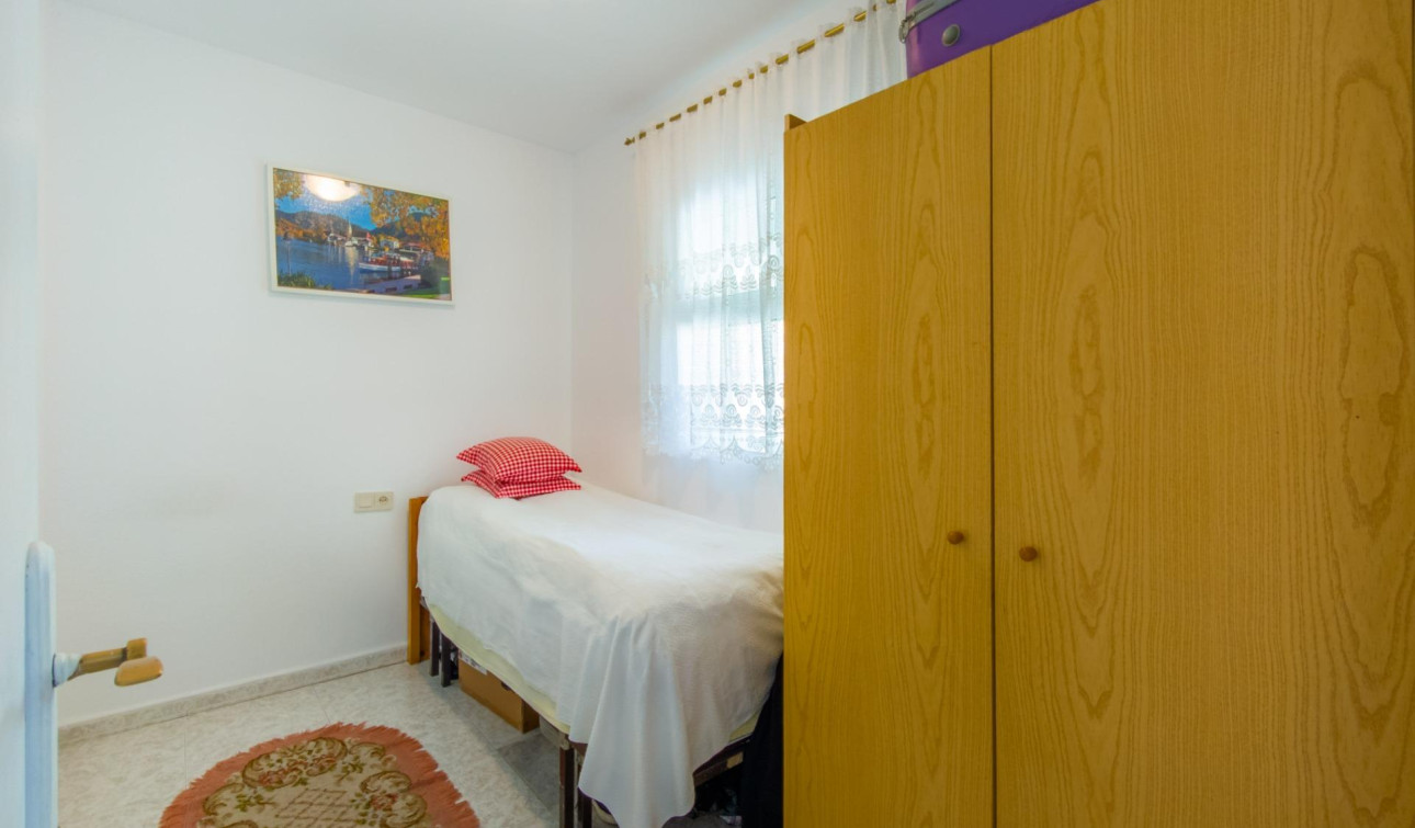 Reventa - Apartamento / Piso - Torrevieja - Estacion de autobuses