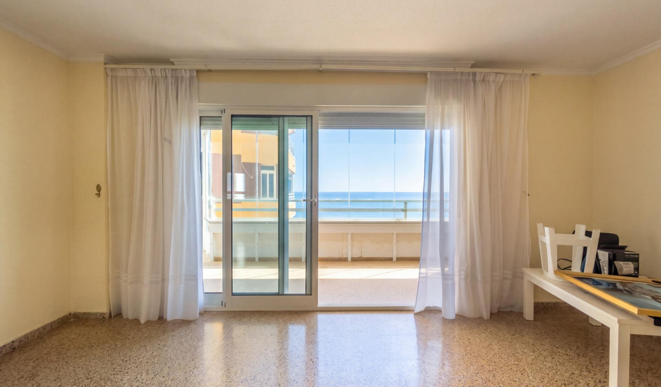 Reventa - Apartamento / Piso - Torrevieja - La Mata pueblo