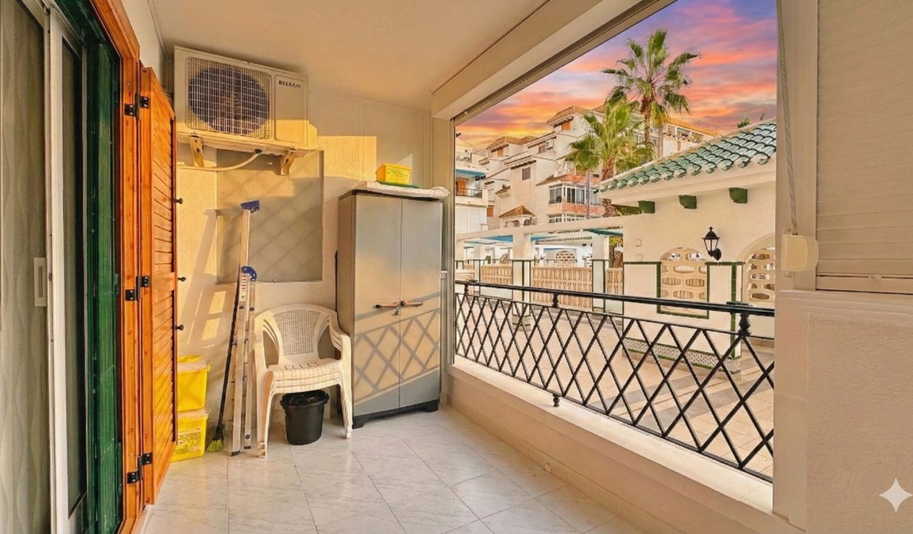 Reventa - Apartamento / Piso - Torrevieja - La Mata