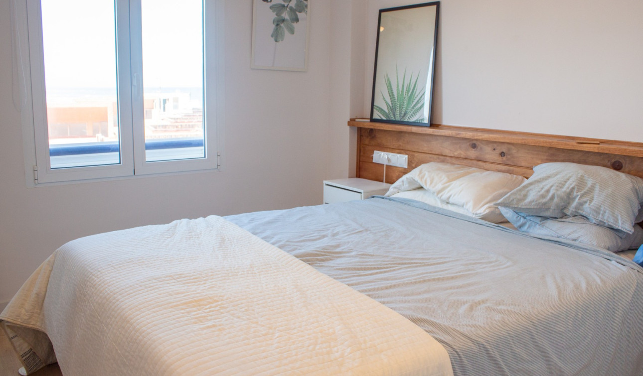 Reventa - Apartamento / Piso - Torrevieja - La Mata